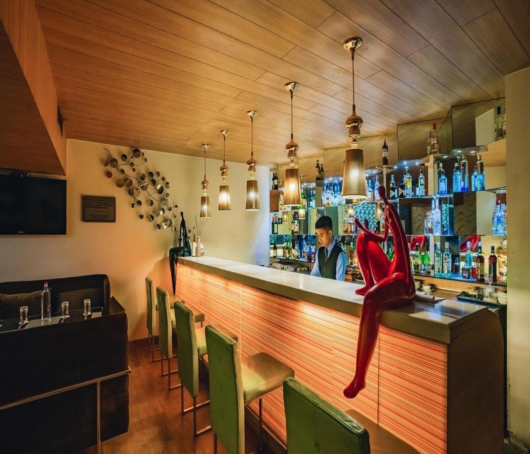 Barsana Hotel & Resort Siliguri Εξωτερικό φωτογραφία