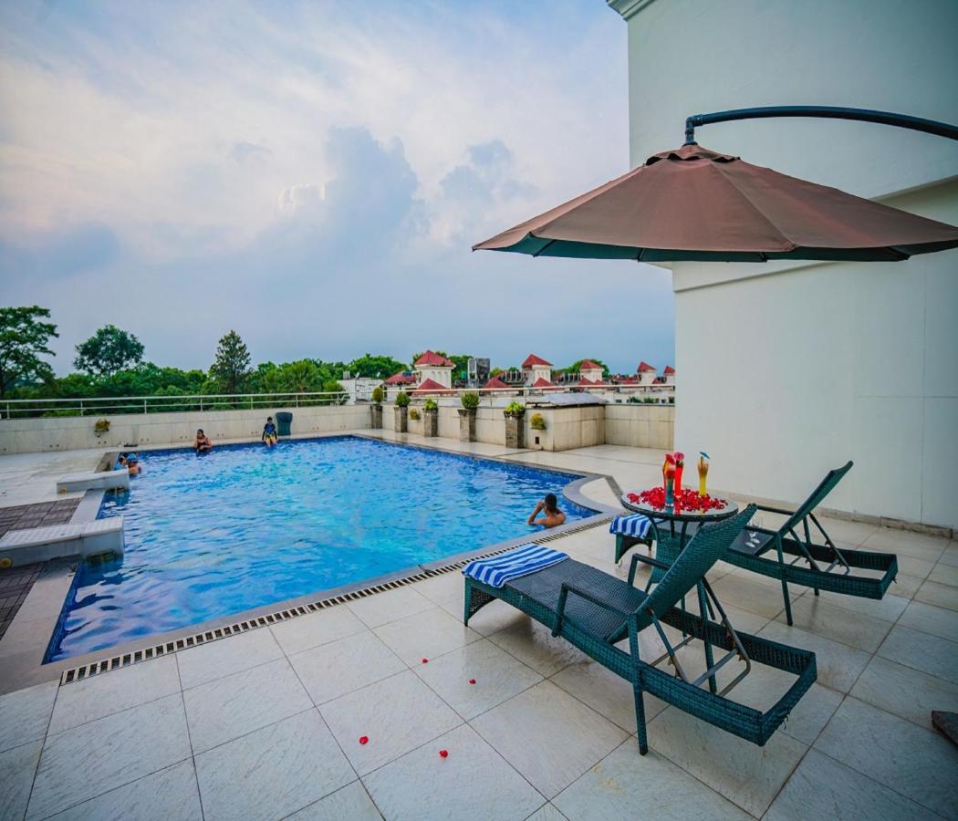 Barsana Hotel & Resort Siliguri Εξωτερικό φωτογραφία