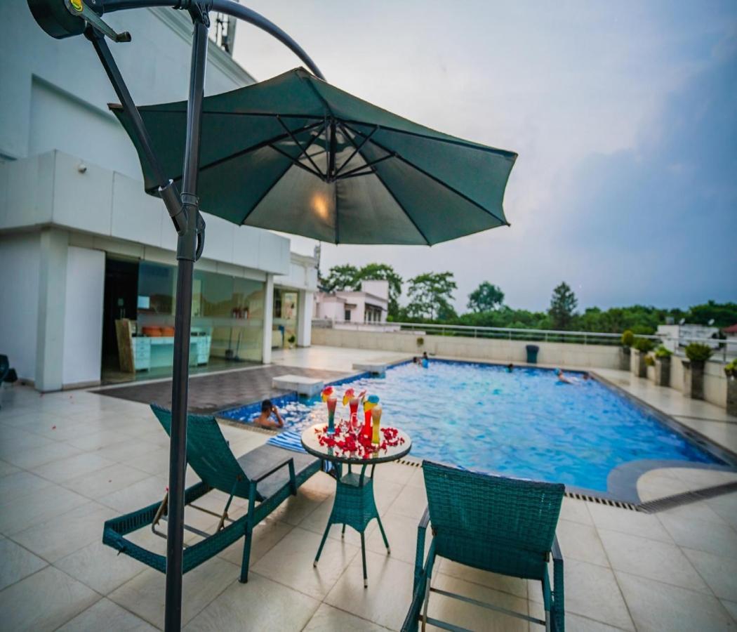 Barsana Hotel & Resort Siliguri Εξωτερικό φωτογραφία